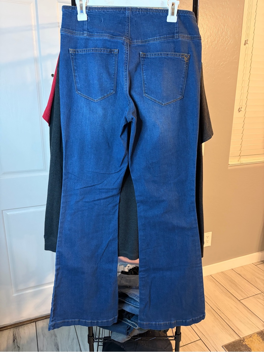 sofia by sofia vergara Indigo Flare Wide-Leg Jeans - Picture 2 of 4